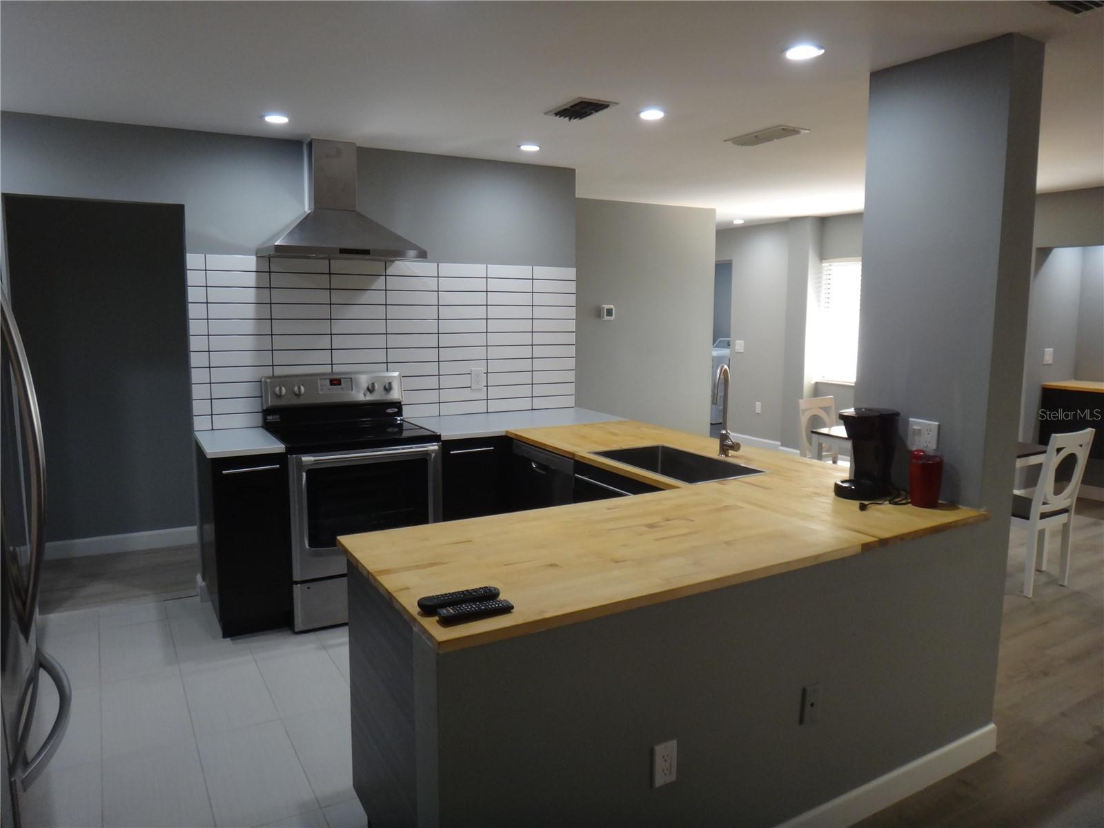 Image 8 of 15 For 2746 Orchid Oaks Drive 301aza