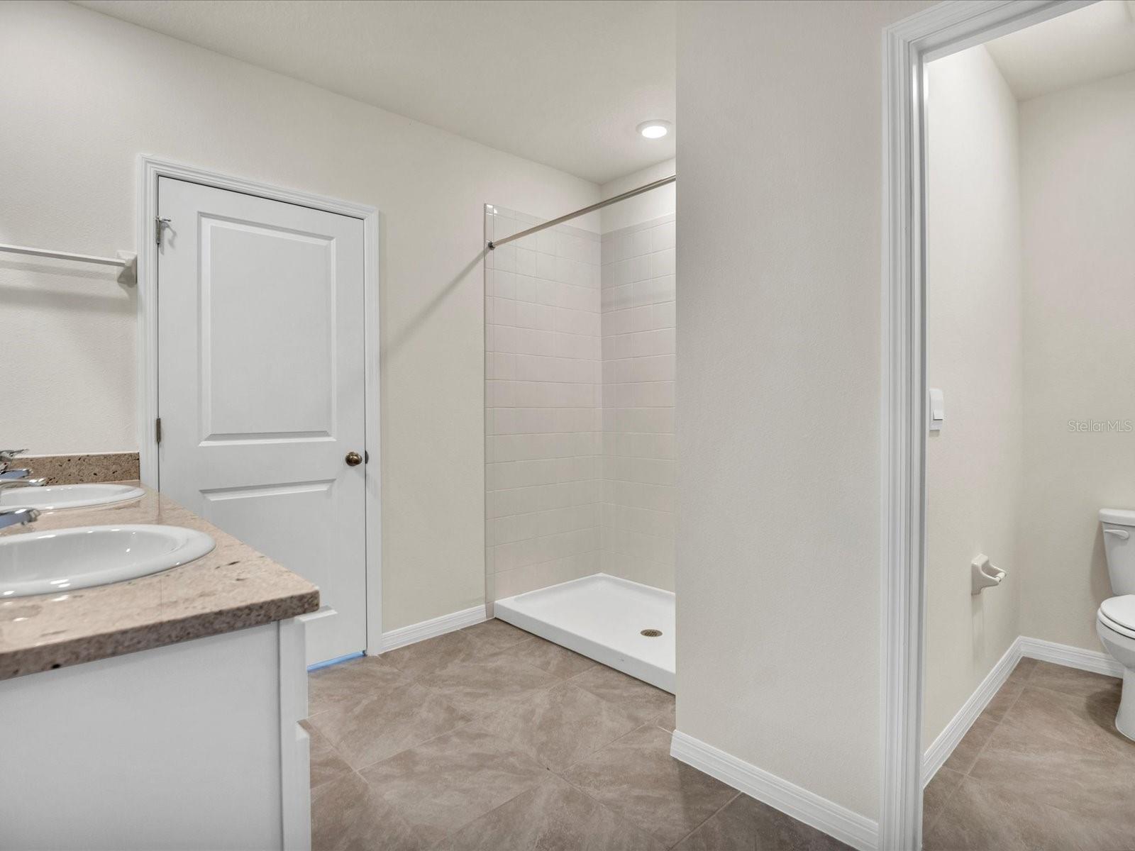 Image 19 of 49 For 12537 Night View Drive