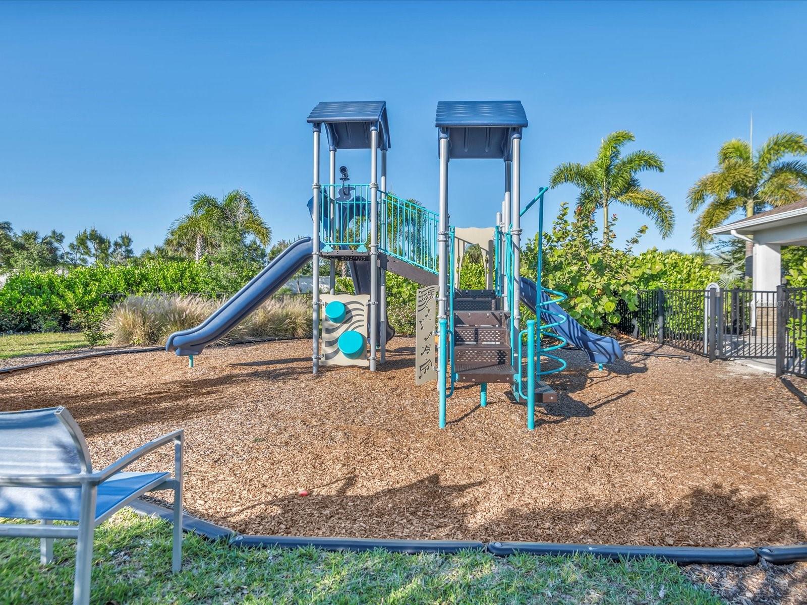 Image 38 of 49 For 12537 Night View Drive