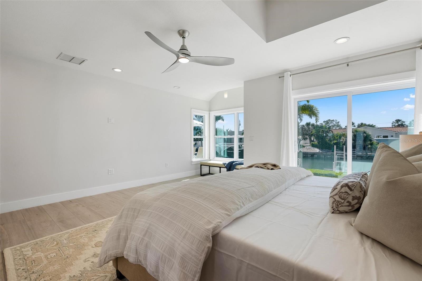 Image 30 of 96 For 616 Foxworth Lane