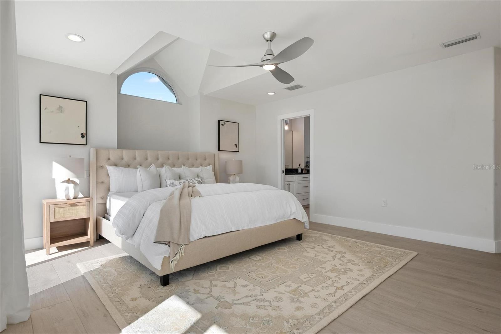 Image 31 of 96 For 616 Foxworth Lane