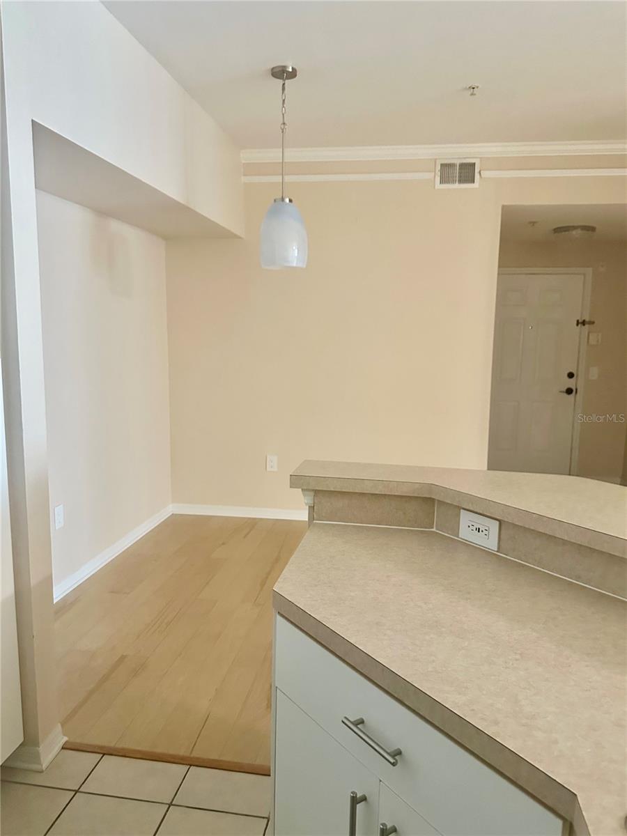 Image 10 of 60 For 4126 Central Sarasota Parkway 2011