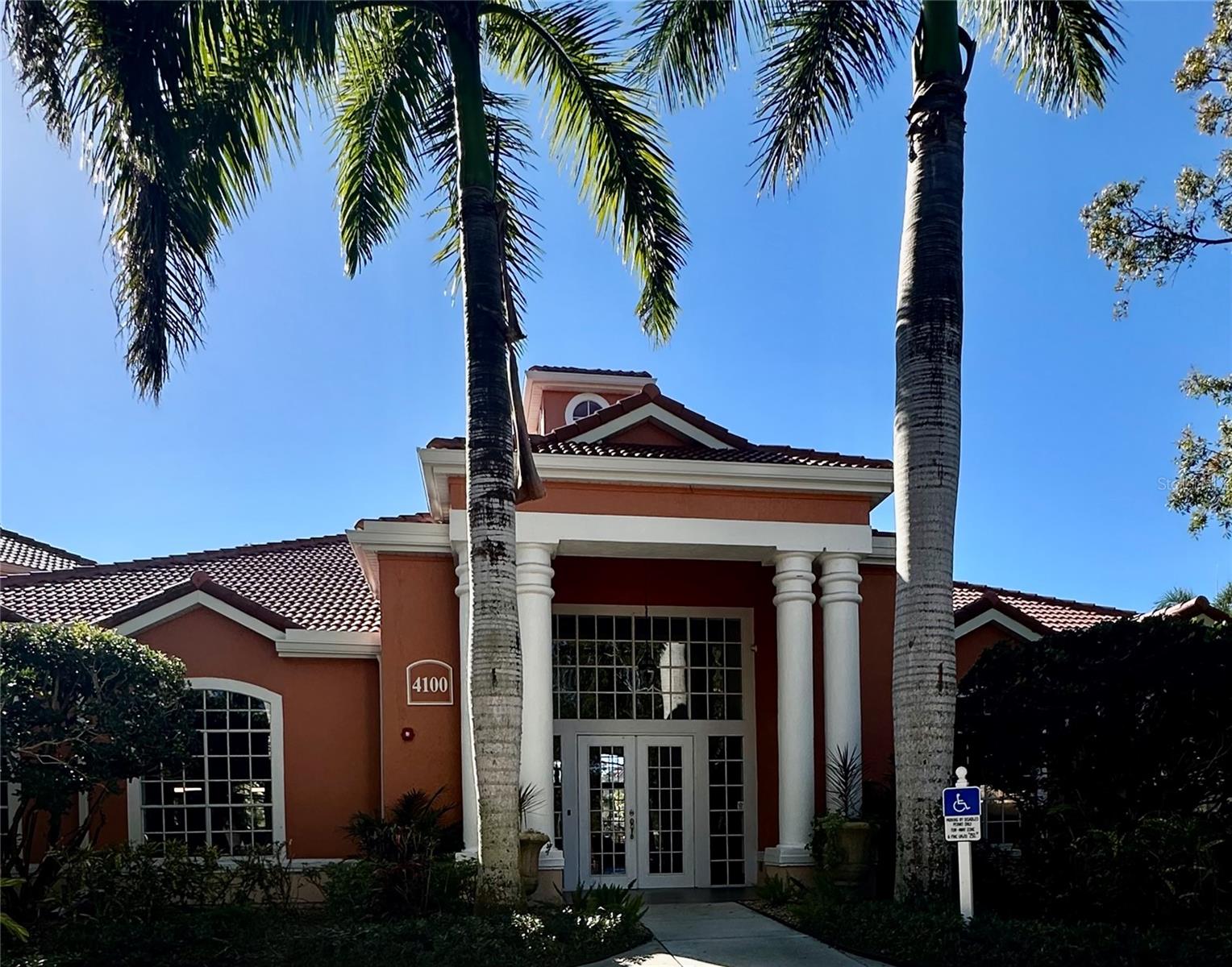 Image 34 of 60 For 4126 Central Sarasota Parkway 2011