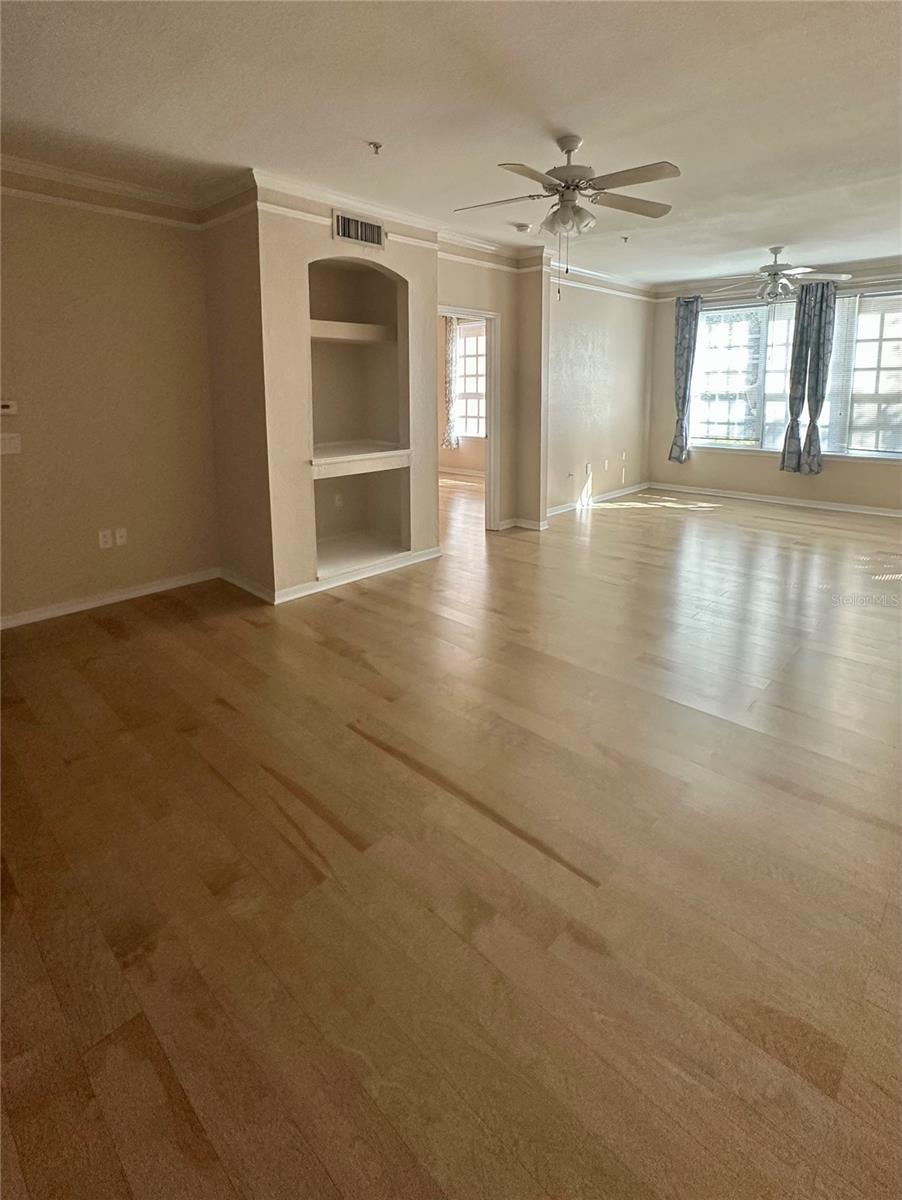 Image 7 of 60 For 4126 Central Sarasota Parkway 2011