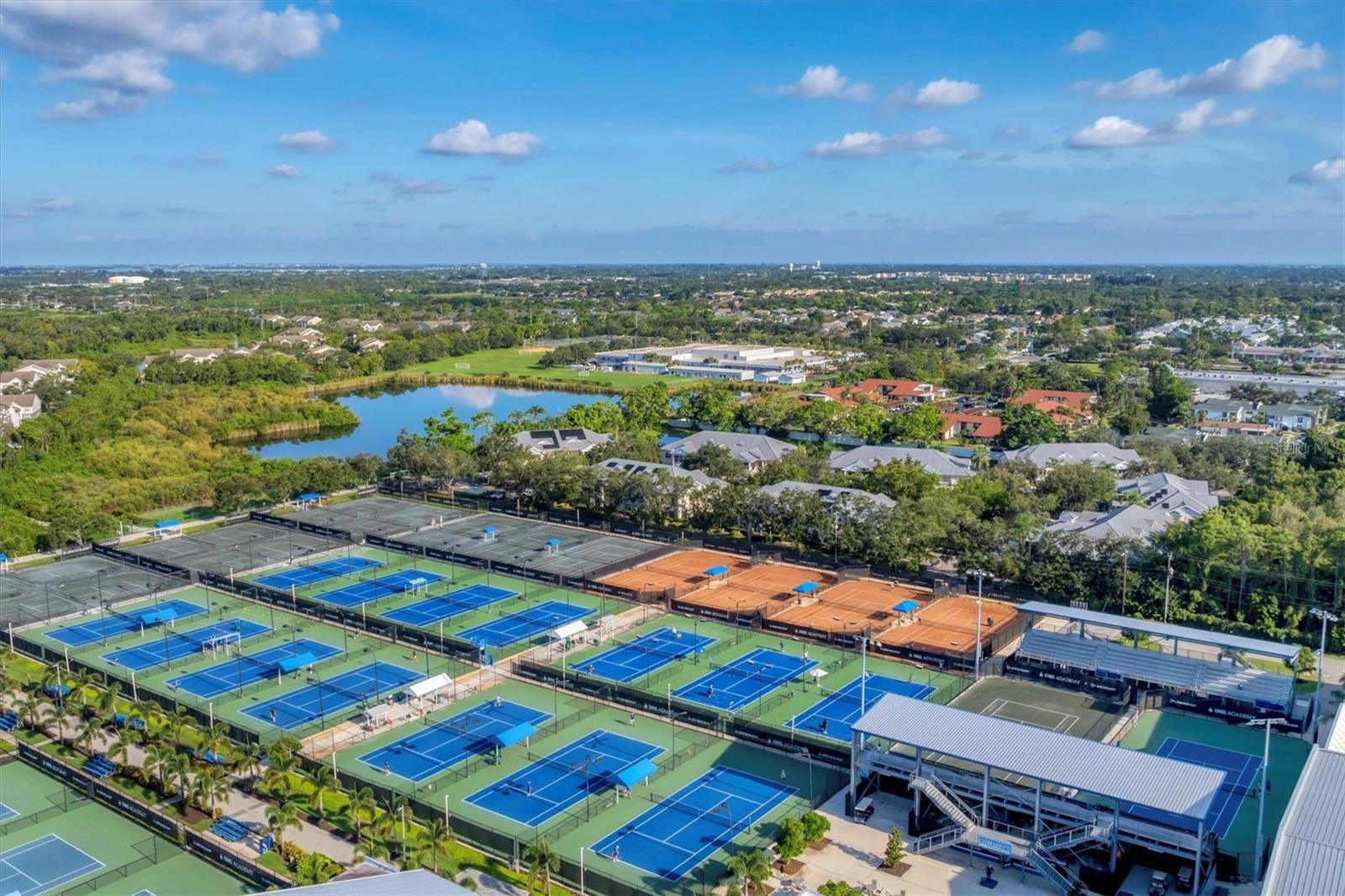 Image 11 of 12 For 3401 54th Drive W 201b