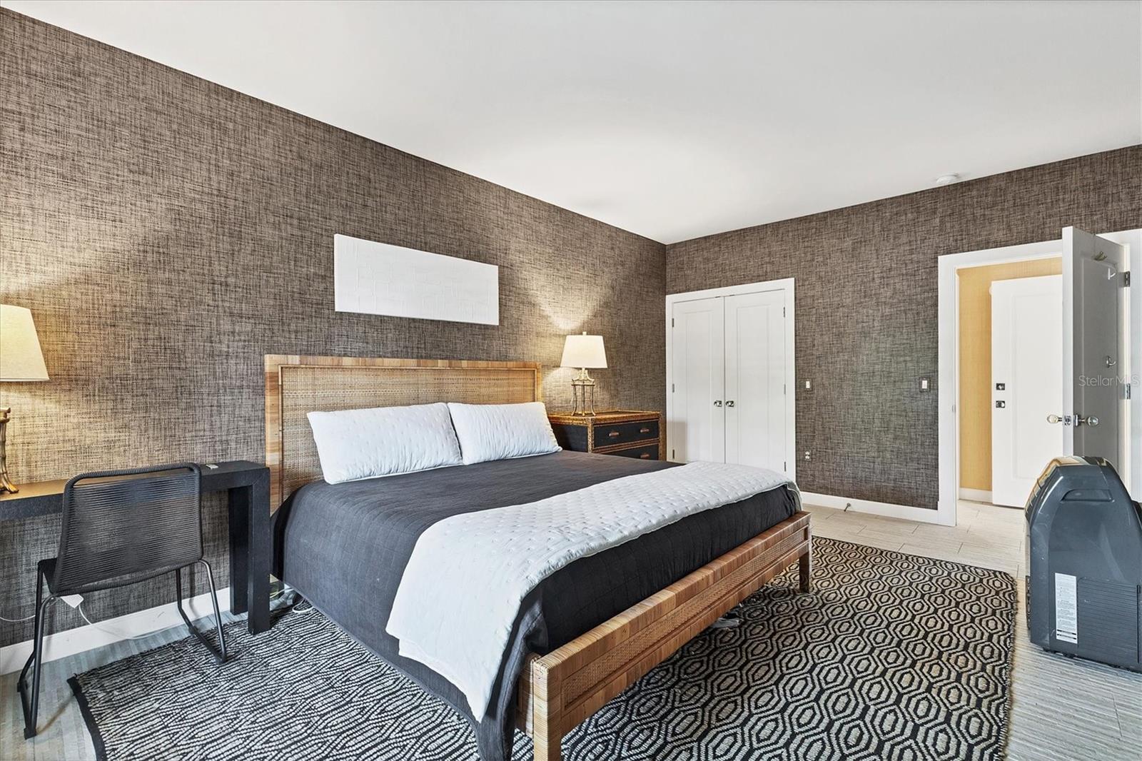 Image 3 of 12 For 3401 54th Drive W 201b