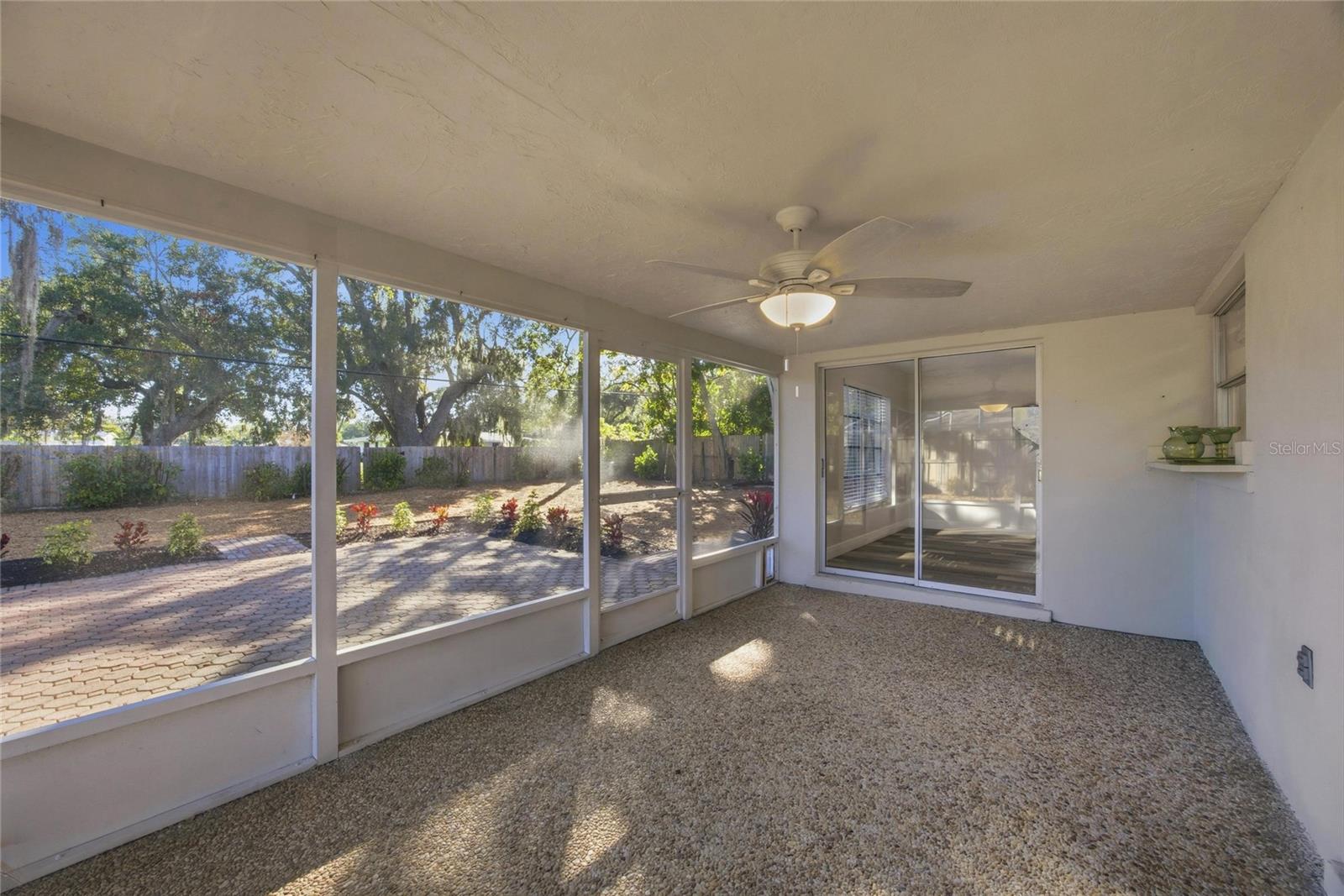 Image 26 of 35 For 3427 Riviera Drive