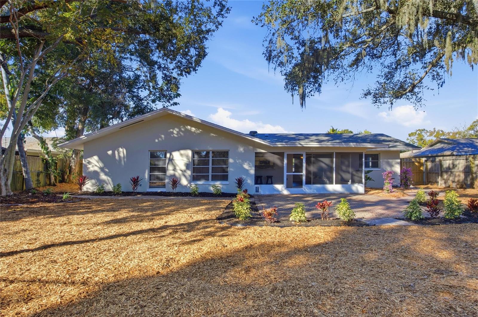 Image 31 of 35 For 3427 Riviera Drive