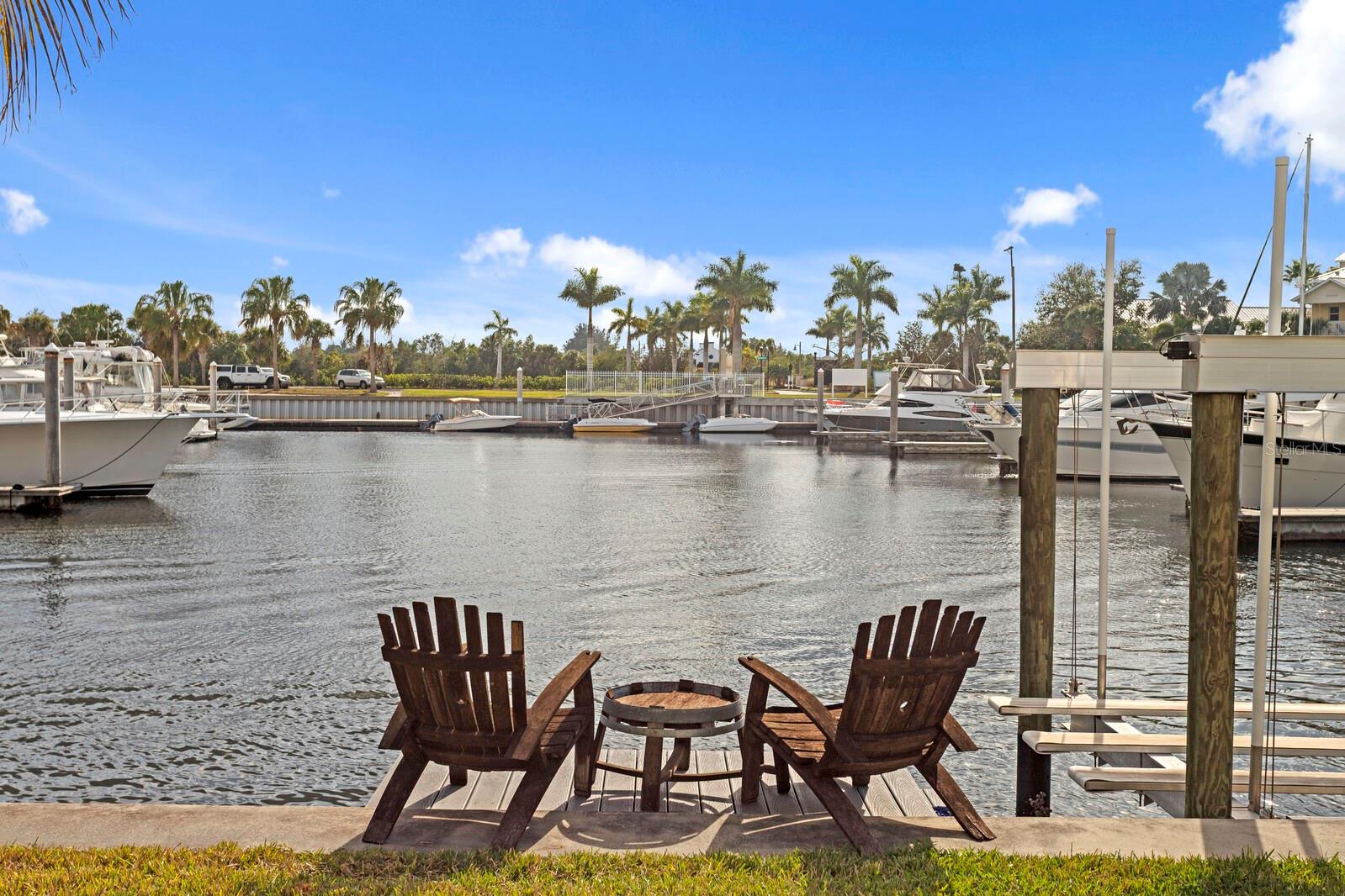 Image 34 of 73 For 3036 Christophers Watch Lane