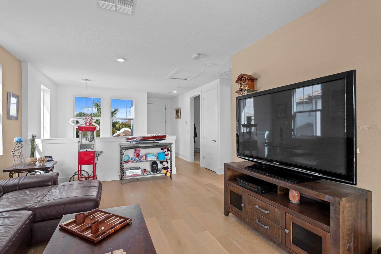 Image 45 of 73 For 3036 Christophers Watch Lane