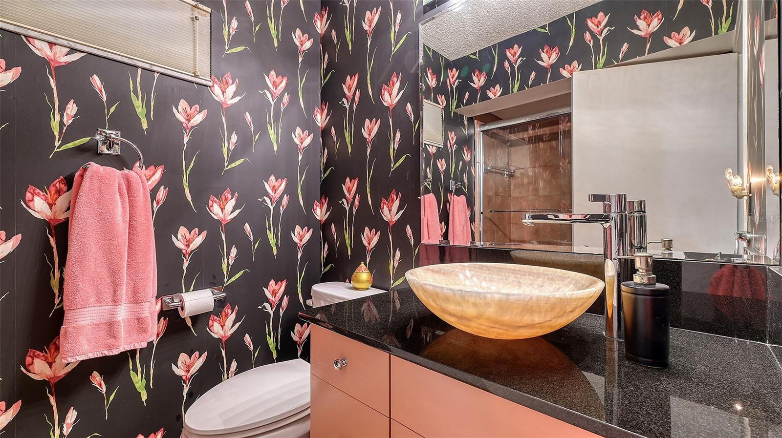 Image 19 of 35 For 5055 Gulf Of Mexico Drive 411