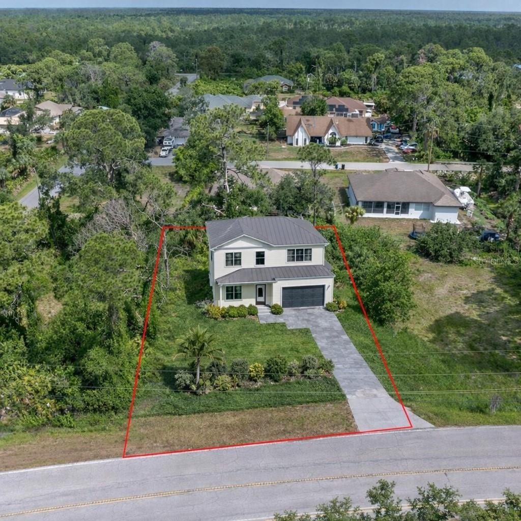 Image 2 of 13 For De Leon Drive