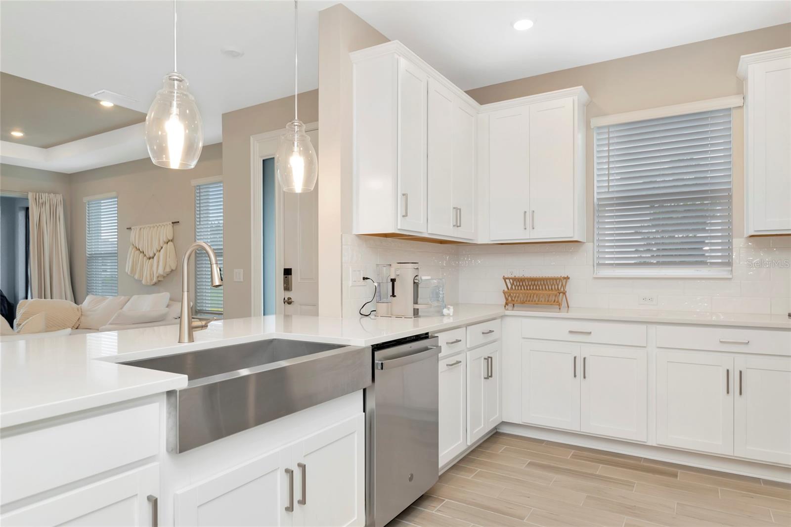 Image 13 of 100 For 8097 Moonbeam Avenue