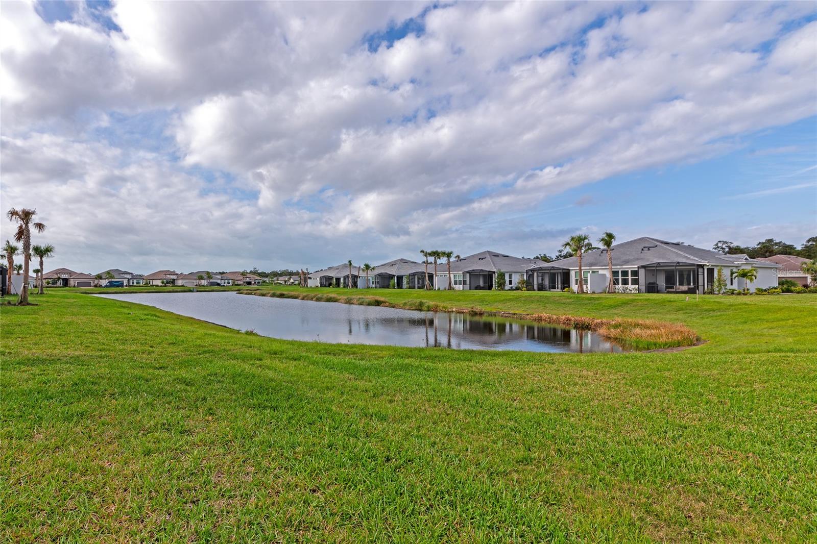 Image 41 of 100 For 8097 Moonbeam Avenue