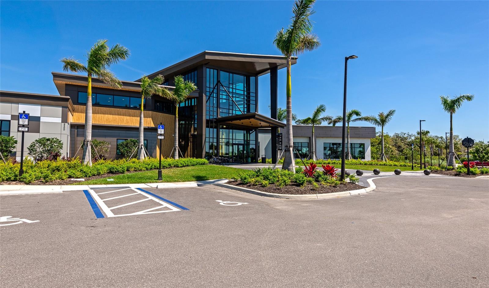 Image 77 of 100 For 8097 Moonbeam Avenue