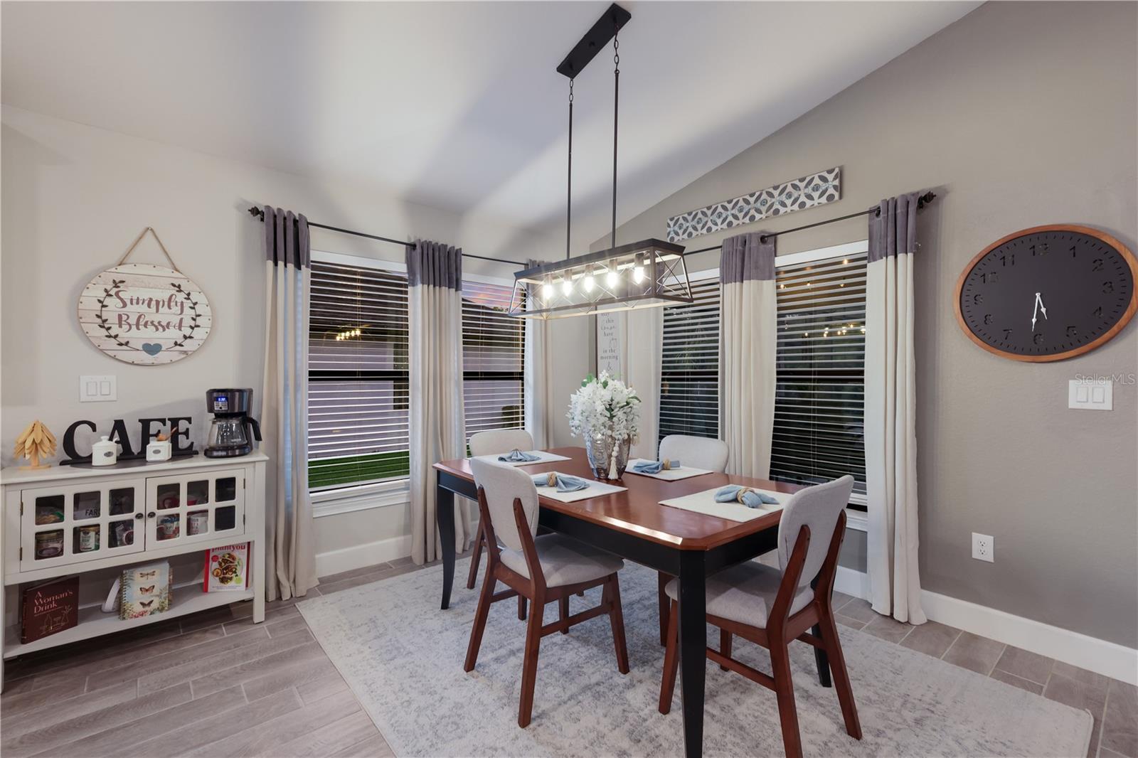 Image 12 of 35 For 9318 46th Court E