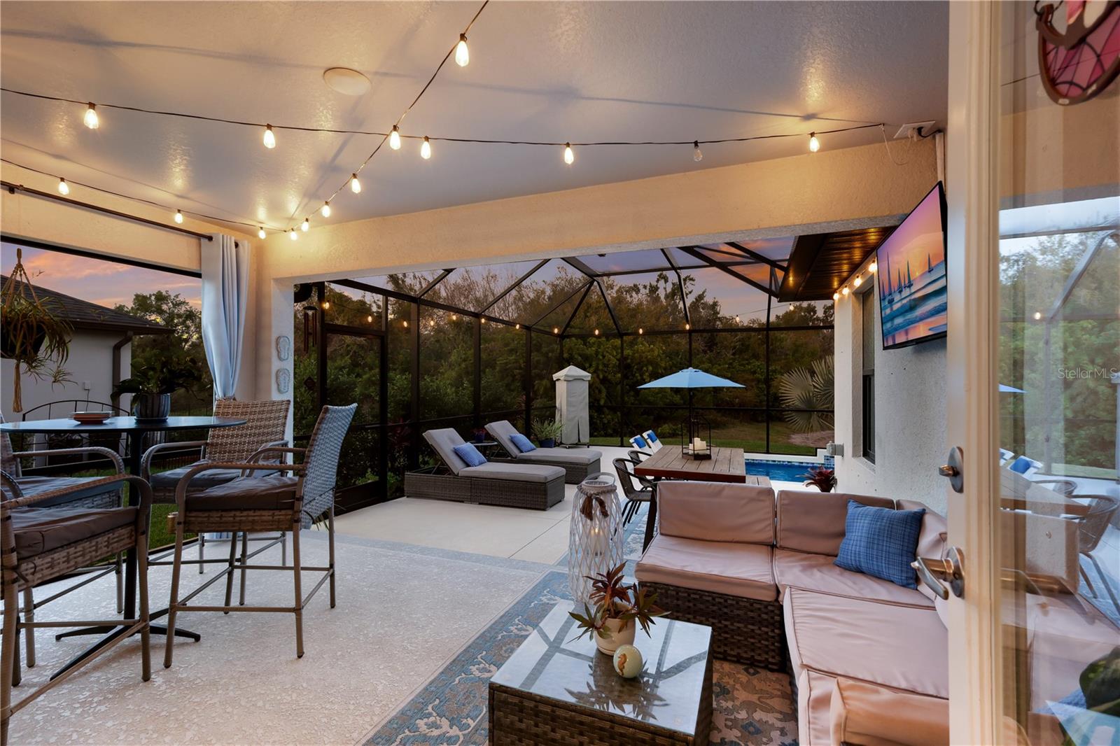 Image 25 of 35 For 9318 46th Court E