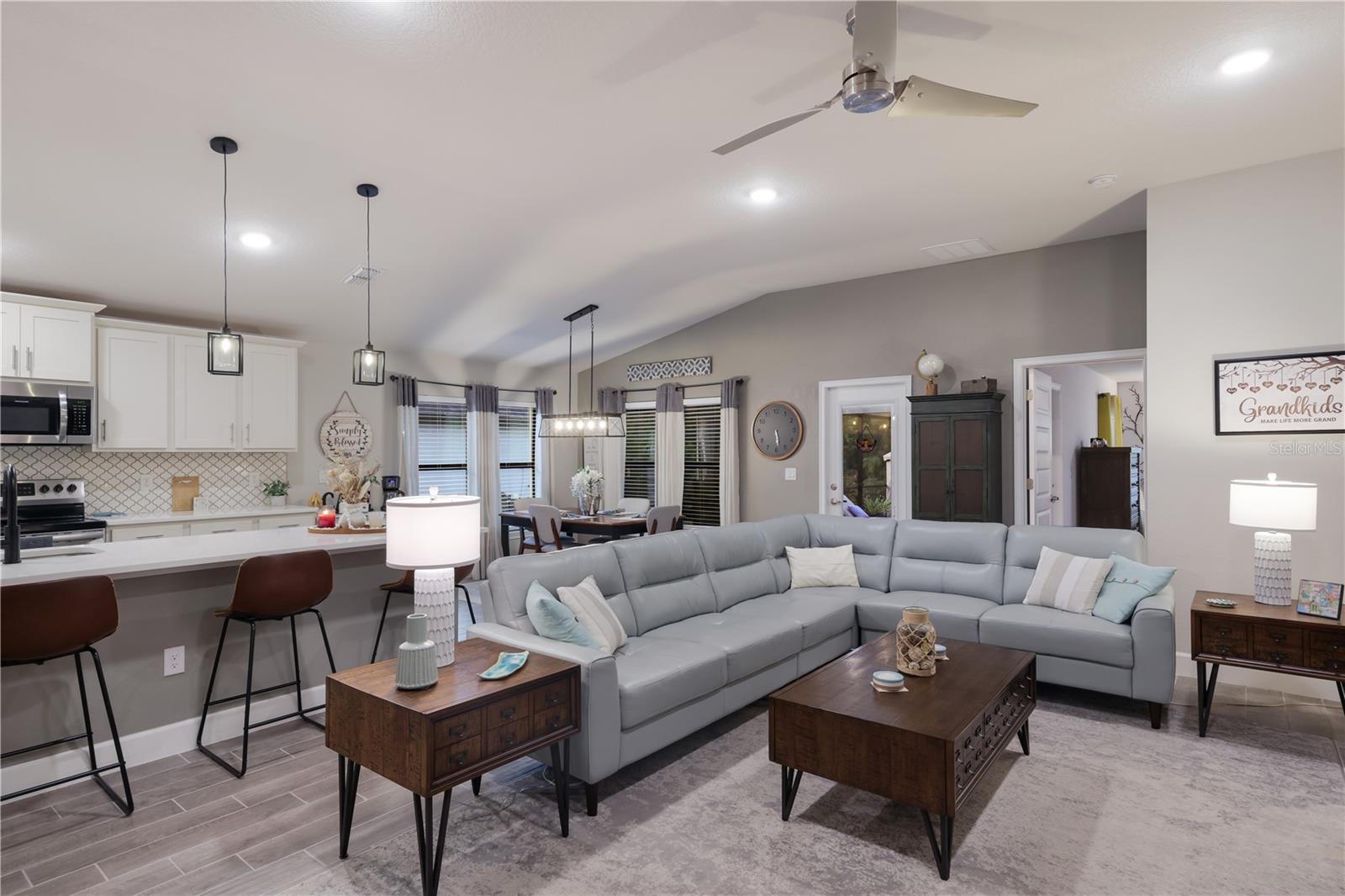 Image 5 of 35 For 9318 46th Court E