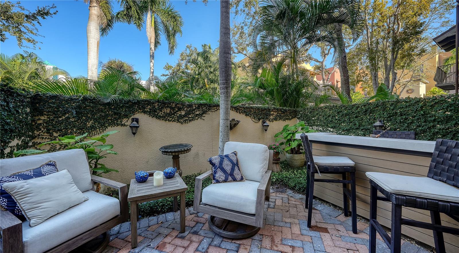 Image 17 of 45 For 1513 Oak Street 18