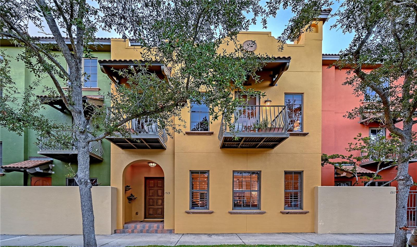 Image 2 of 45 For 1513 Oak Street 18