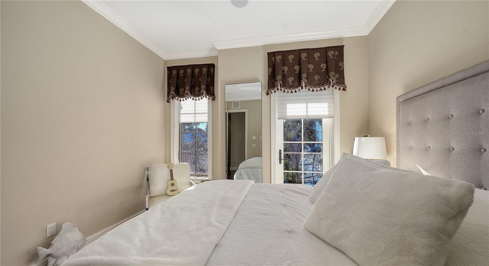 Image 30 of 45 For 1513 Oak Street 18