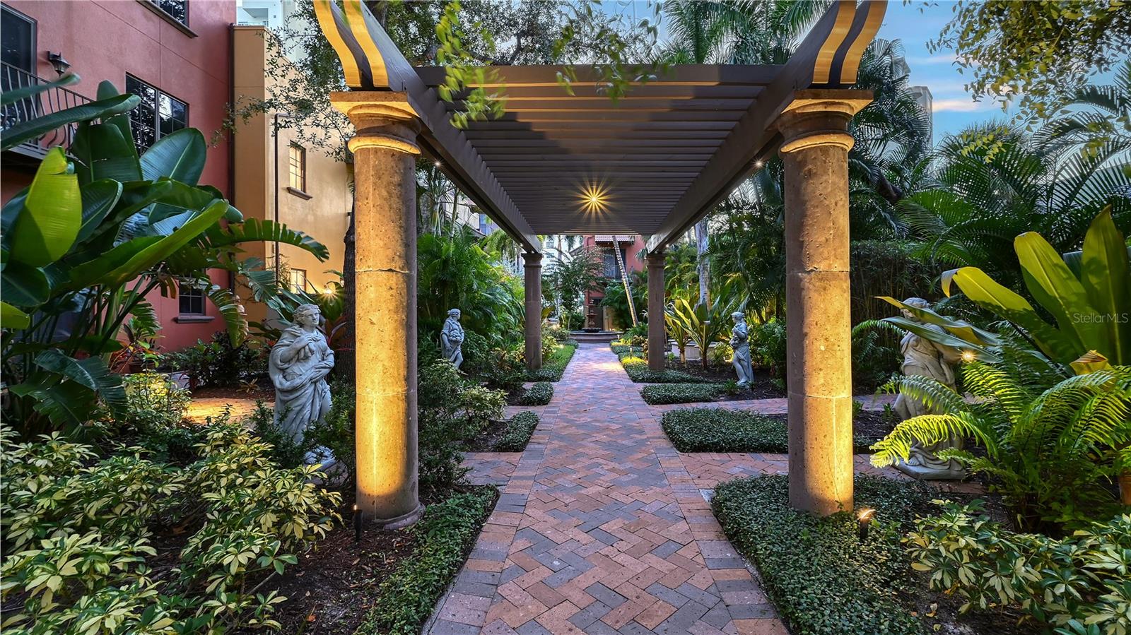 Image 44 of 45 For 1513 Oak Street 18