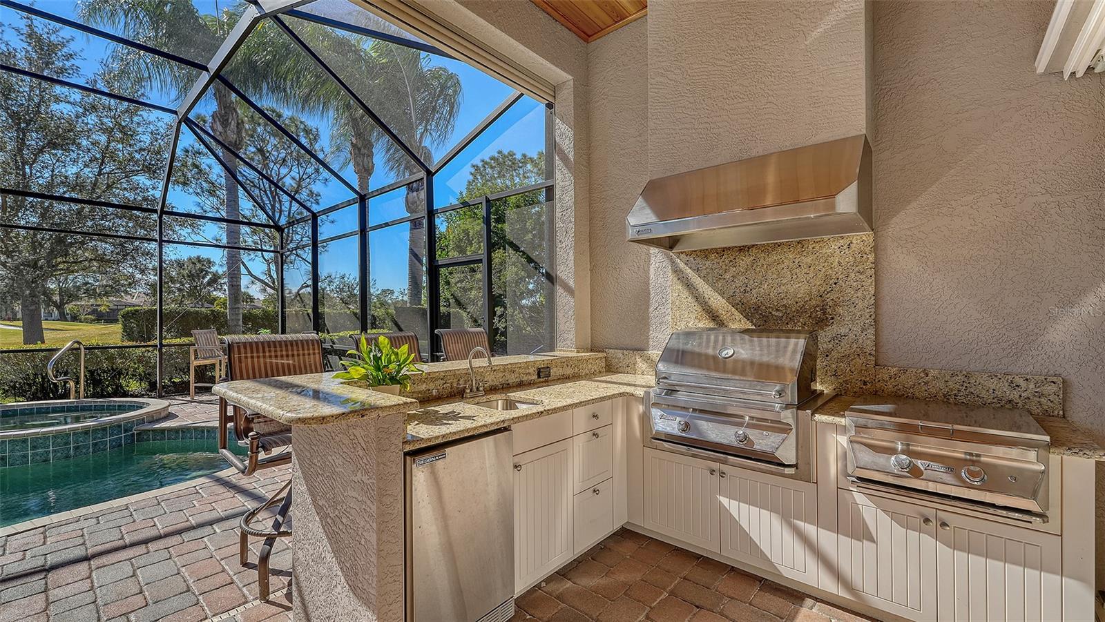 Image 39 of 96 For 7448 Riviera Cove