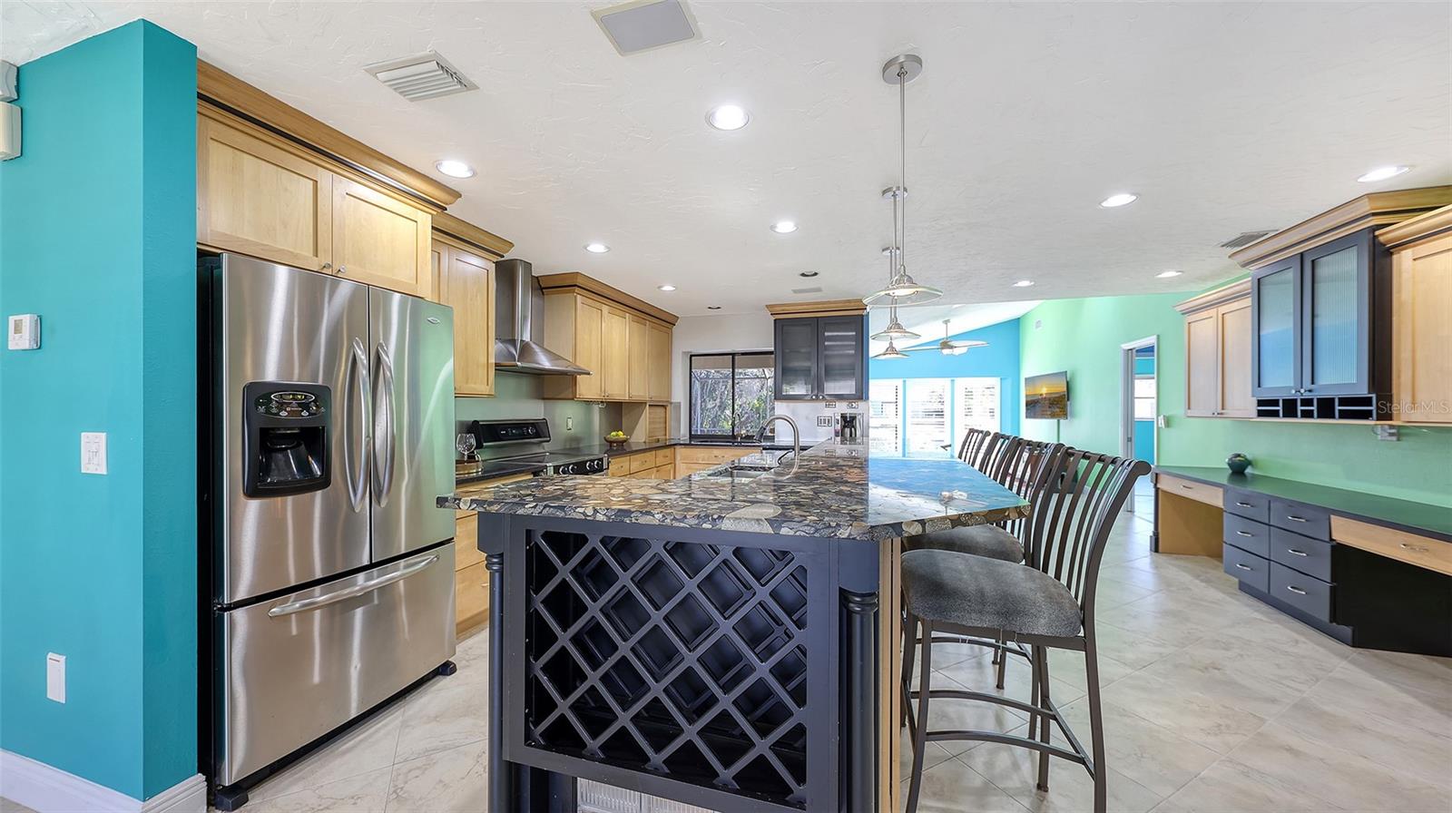 Image 11 of 46 For 4251 Pasadena Circle