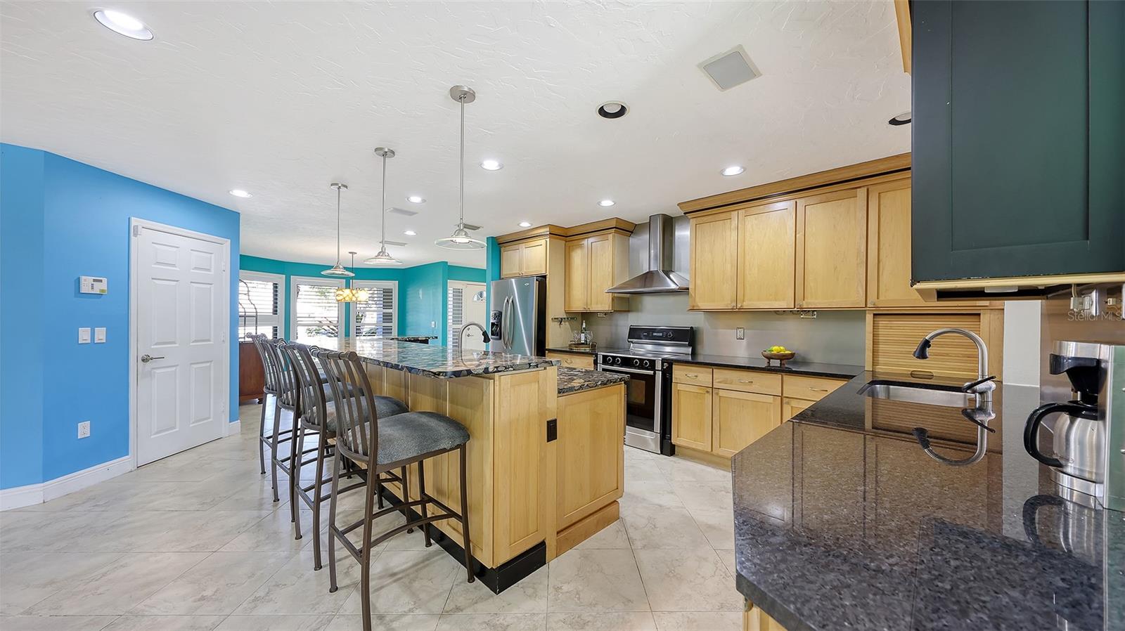 Image 12 of 46 For 4251 Pasadena Circle