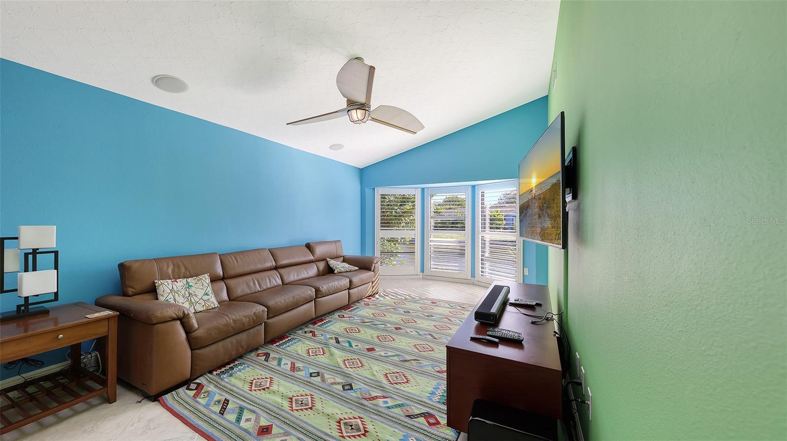 Image 16 of 46 For 4251 Pasadena Circle