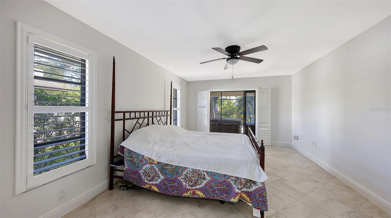 Image 22 of 46 For 4251 Pasadena Circle