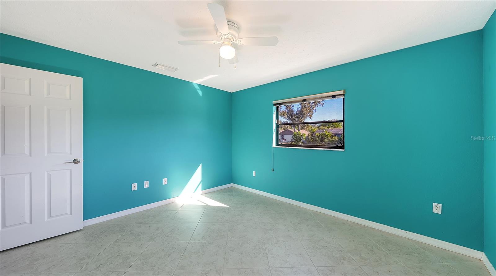 Image 31 of 46 For 4251 Pasadena Circle