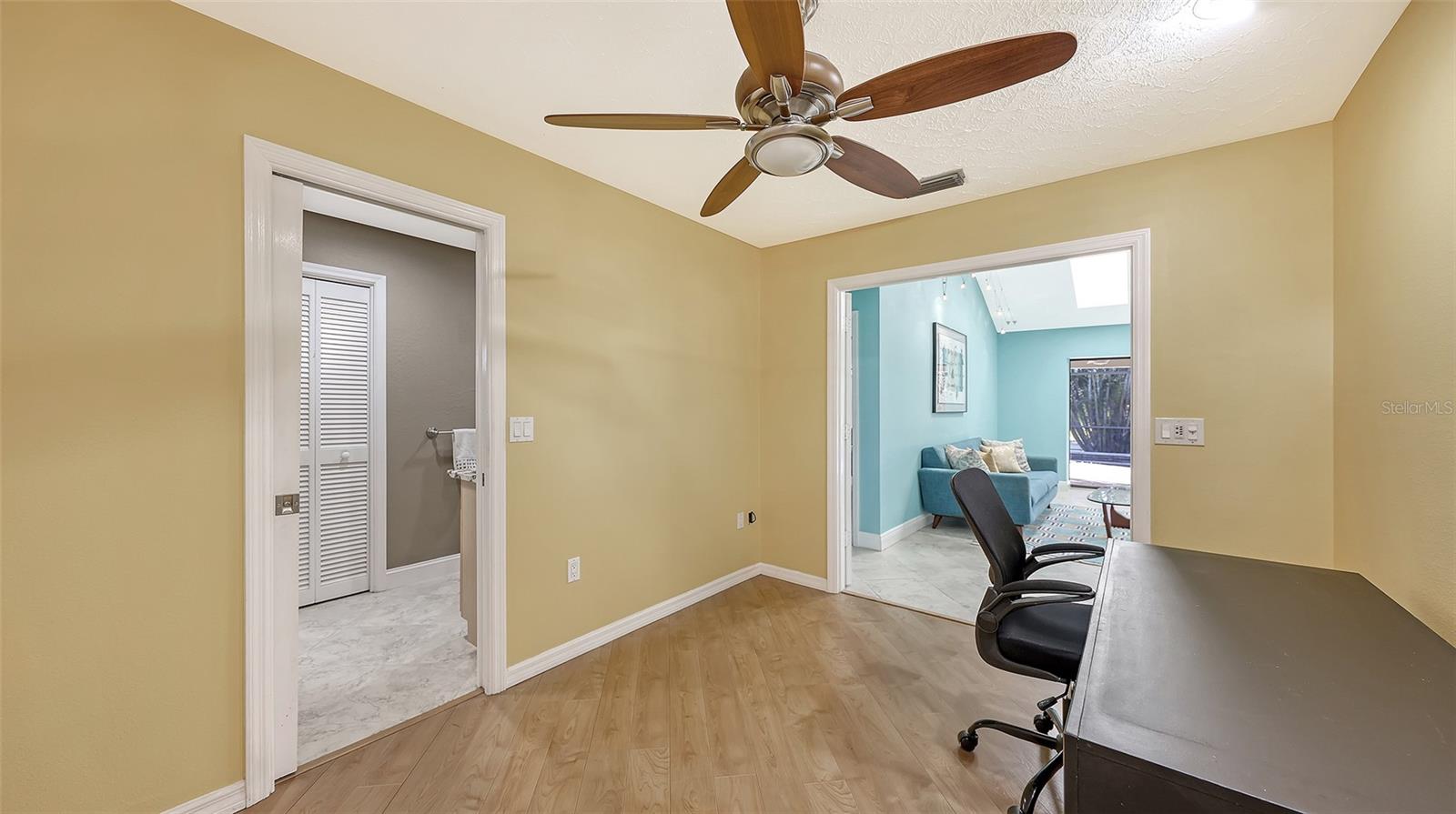 Image 34 of 46 For 4251 Pasadena Circle