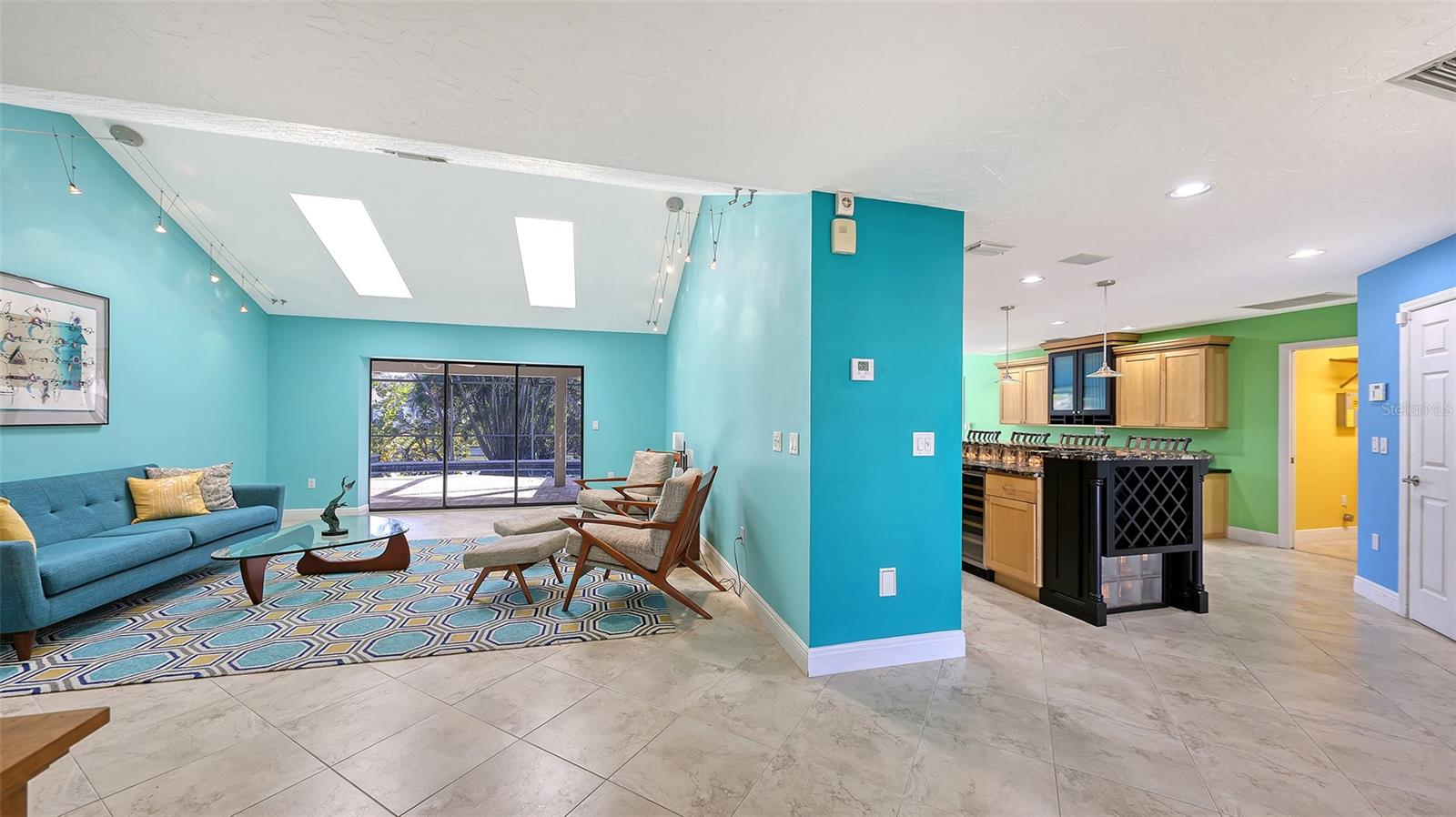 Image 4 of 46 For 4251 Pasadena Circle