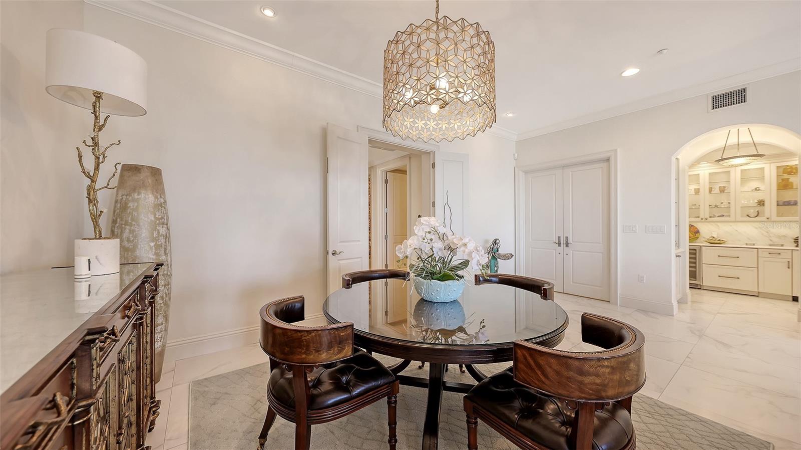 Image 6 of 54 For 4995 Gulf Of Mexico Drive 500