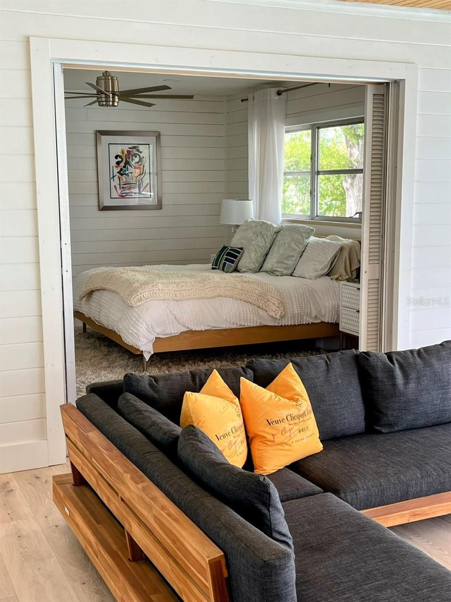 Image 23 of 27 For 703 Whitfield Avenue