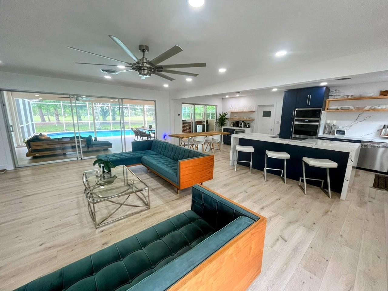 Image 6 of 27 For 703 Whitfield Avenue