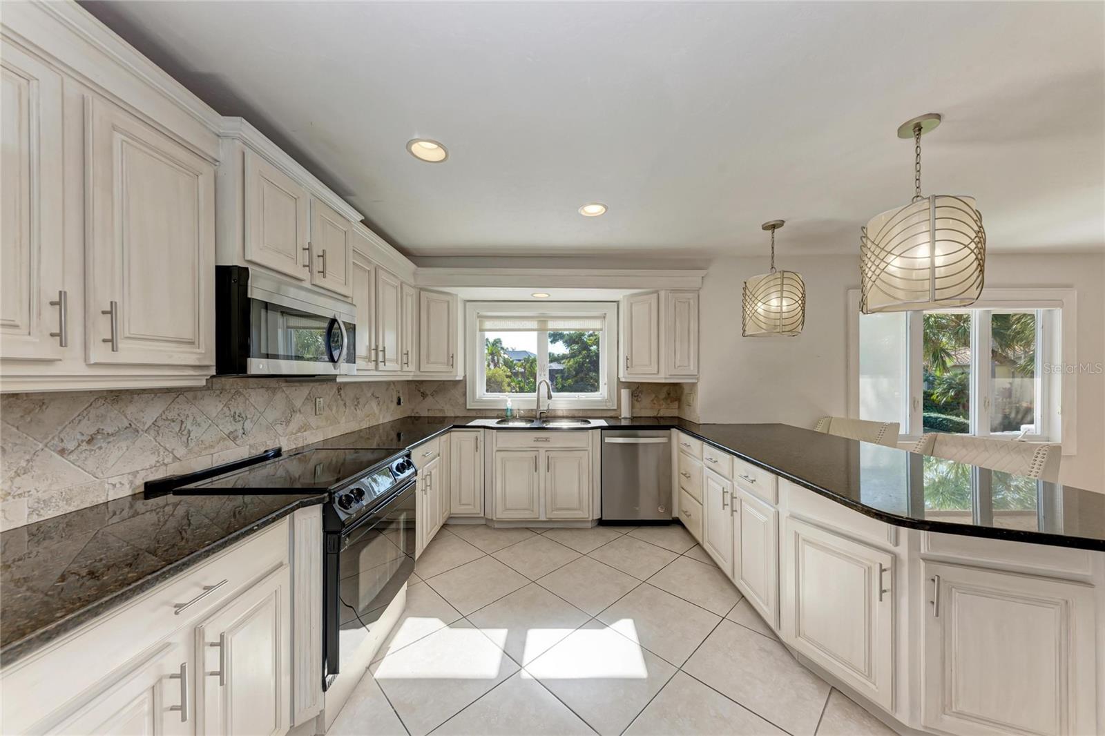 Image 8 of 41 For 3291 Bayou Road