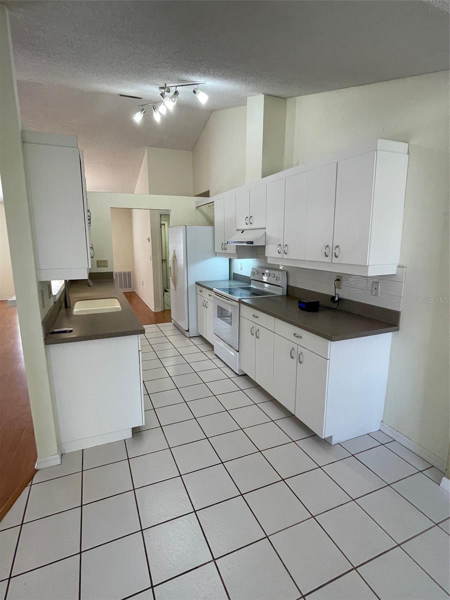 Image 12 of 37 For 3109 57th Avenue Circle E