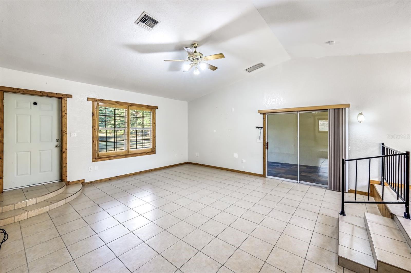 Image 34 of 49 For 16321 Slater Road