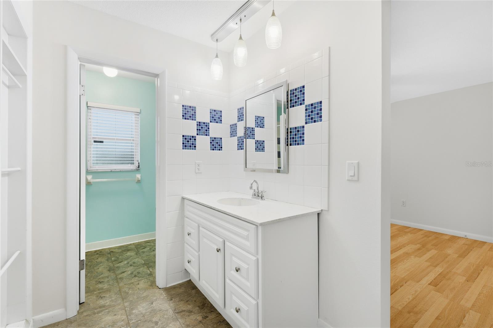 Image 20 of 40 For 2165 Lakewood Drive