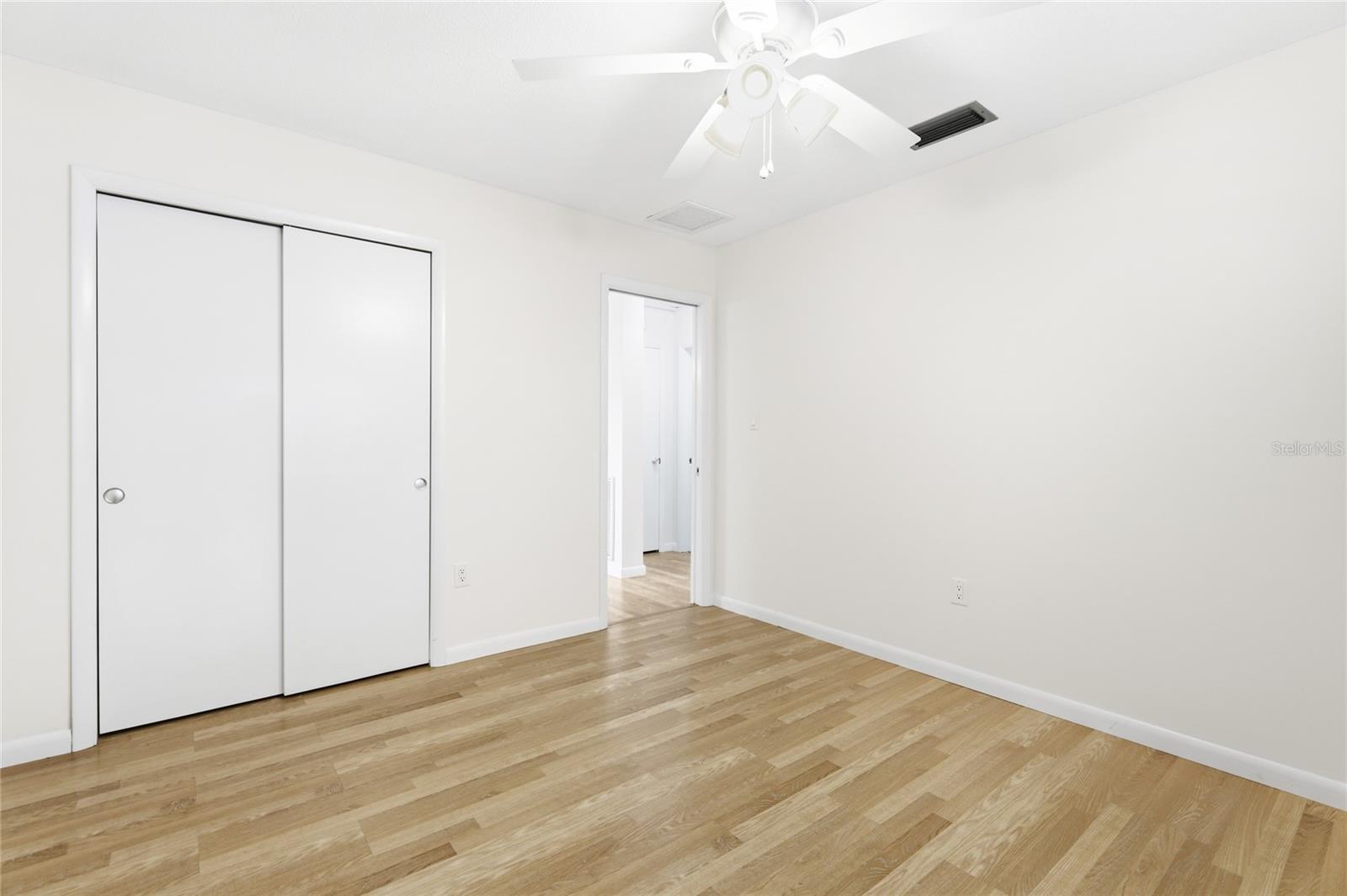 Image 25 of 40 For 2165 Lakewood Drive