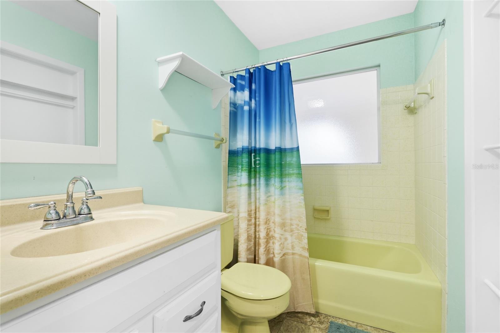 Image 26 of 40 For 2165 Lakewood Drive