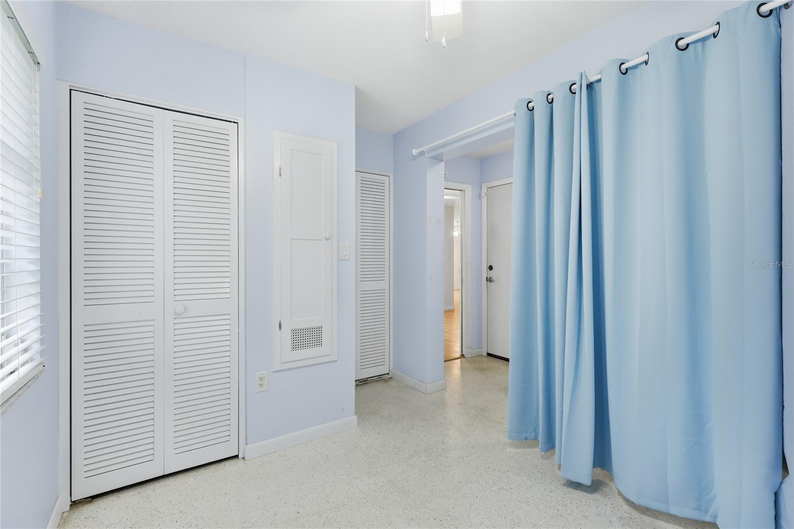 Image 29 of 40 For 2165 Lakewood Drive