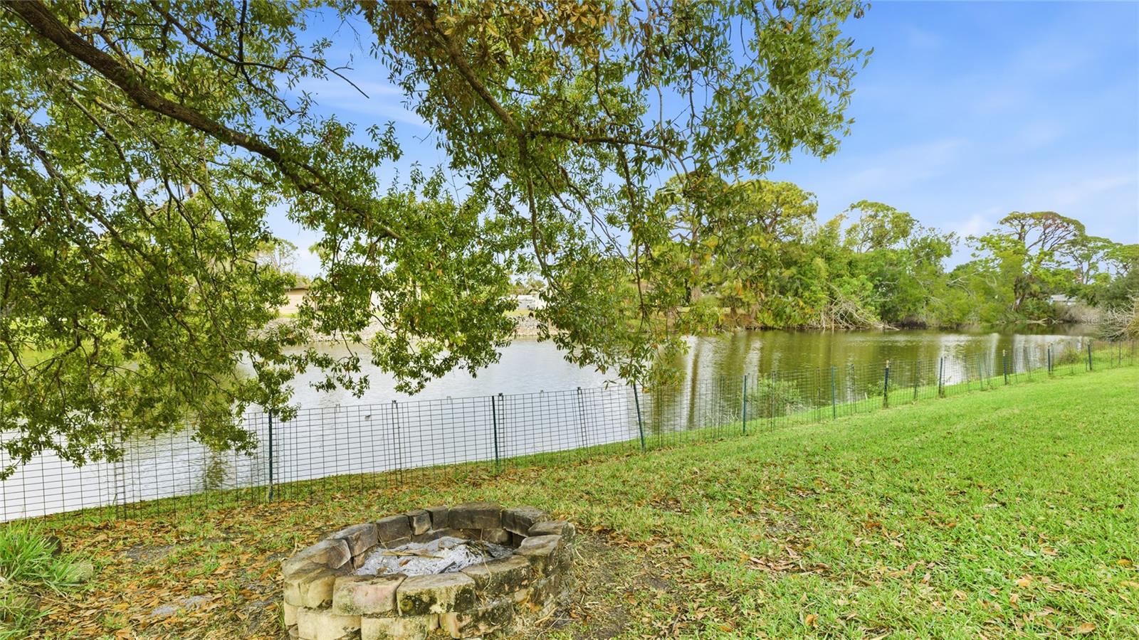 Image 33 of 40 For 2165 Lakewood Drive