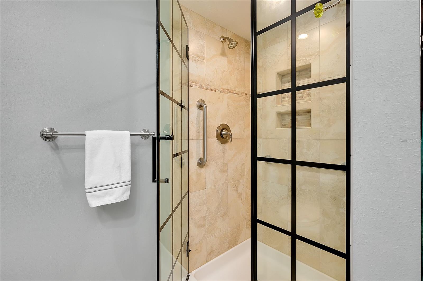 Image 23 of 44 For 4234 Gulf Of Mexico Drive U1