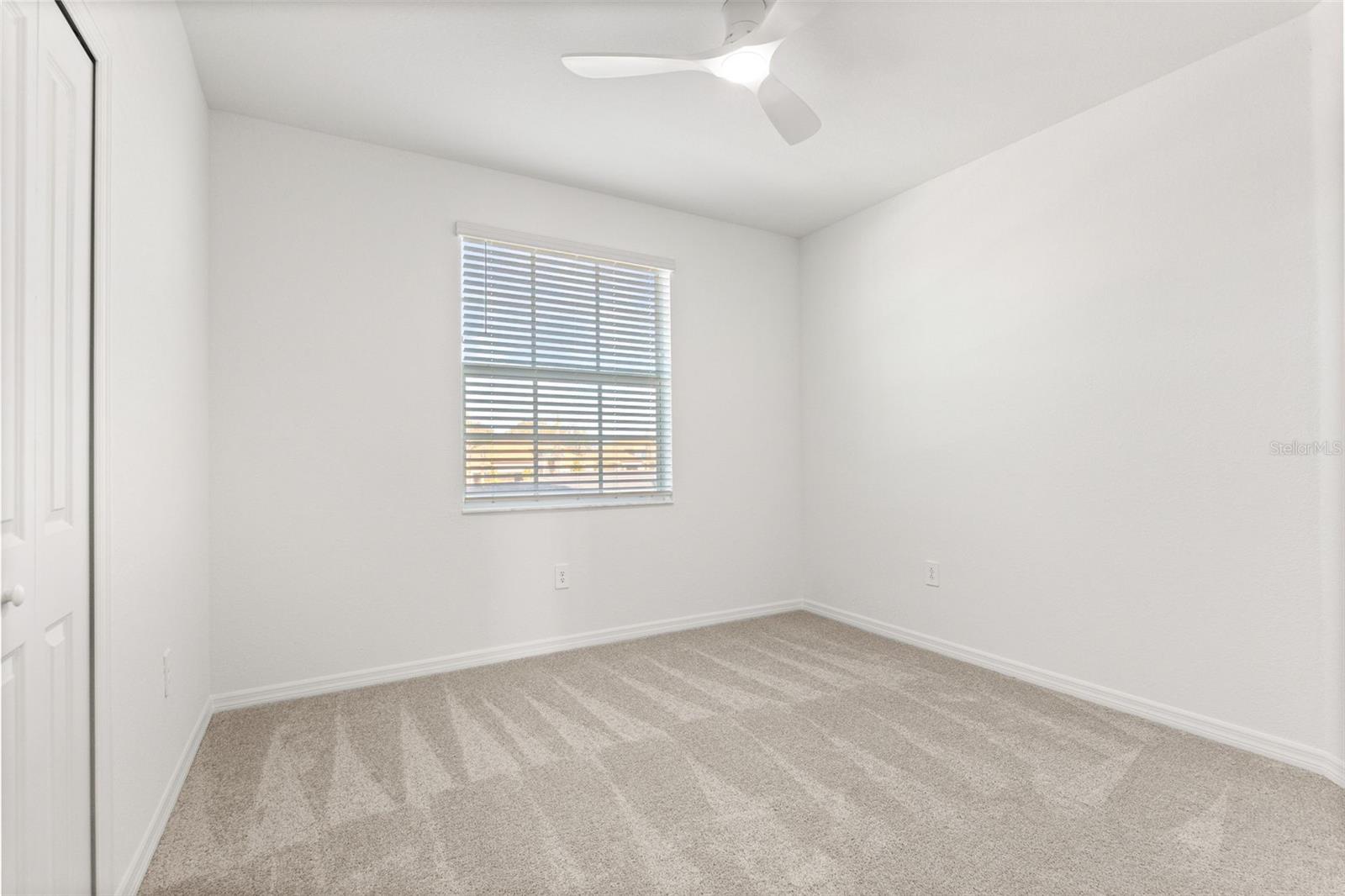 Image 26 of 47 For 19140 Scallop Loop 208