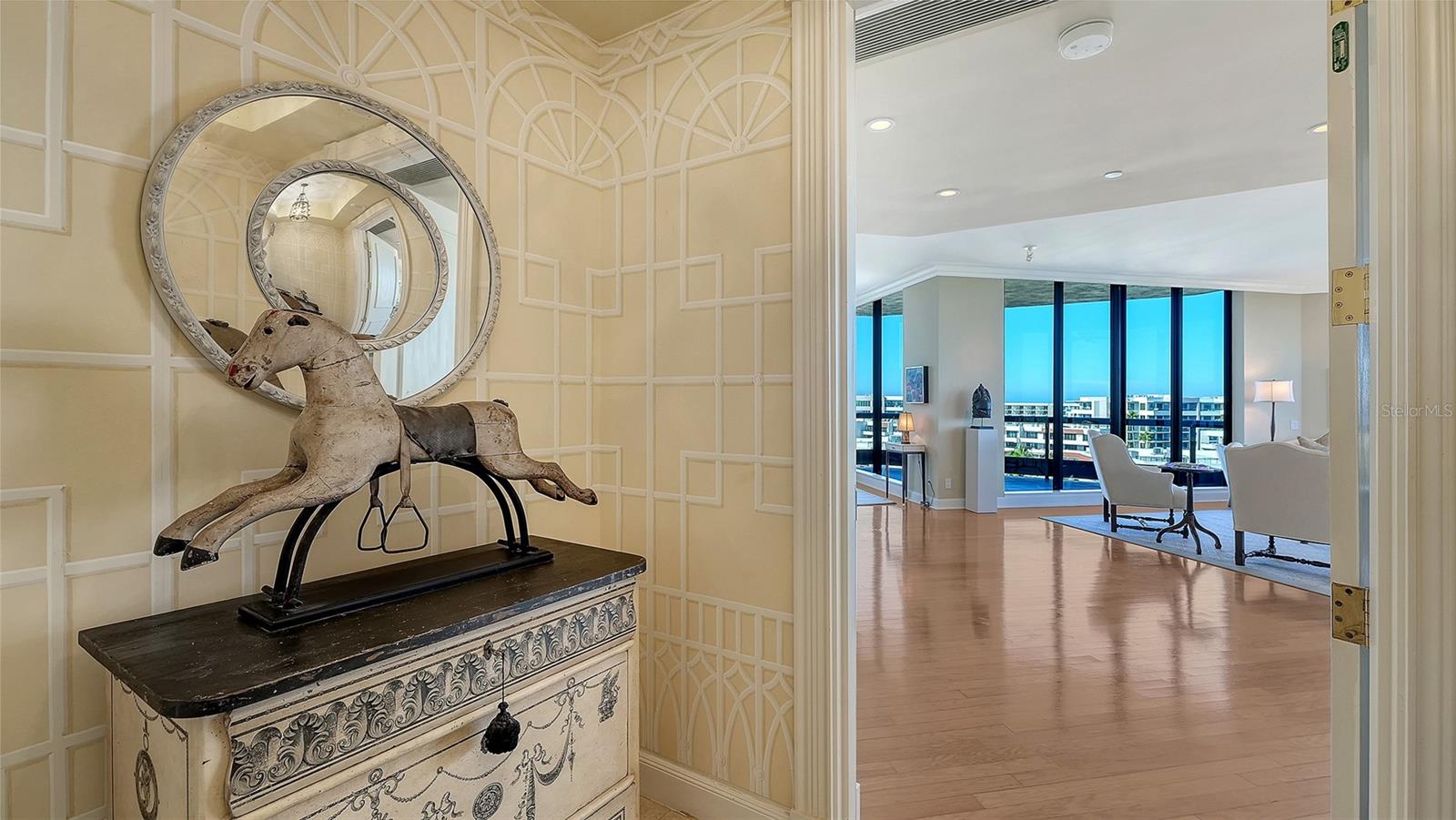 Image 2 of 60 For 1281 Gulf Of Mexico Drive 708