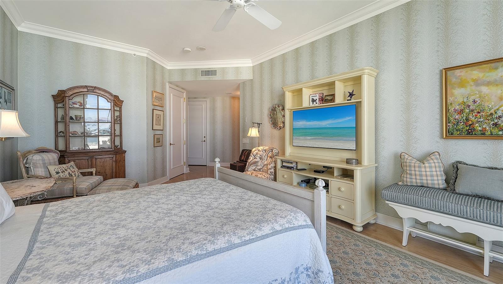 Image 31 of 60 For 1281 Gulf Of Mexico Drive 708