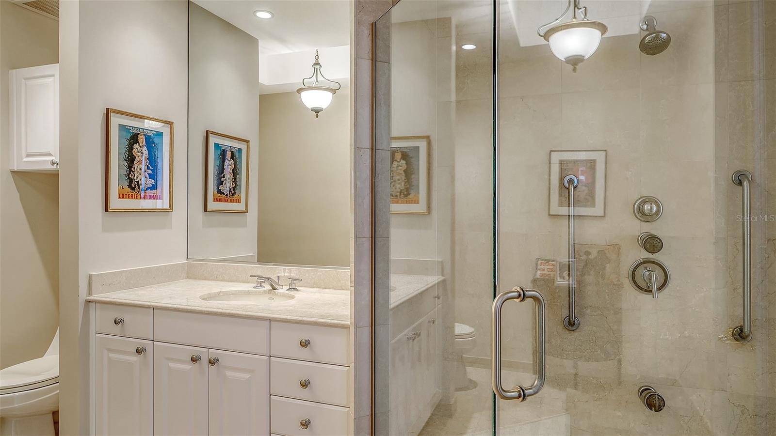 Image 34 of 60 For 1281 Gulf Of Mexico Drive 708